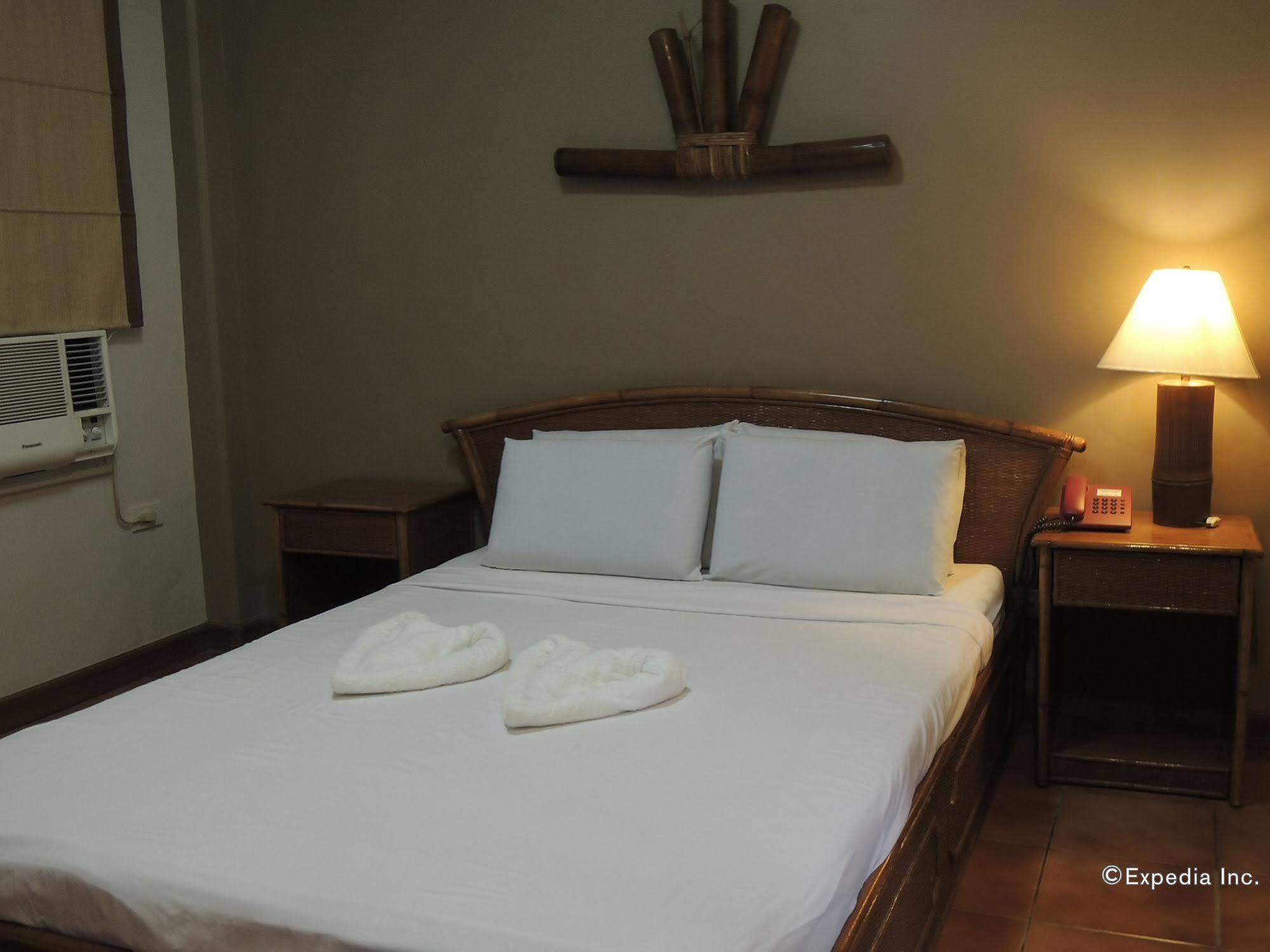 Elsalvador Beach Resort Maslog  Екстериор снимка
