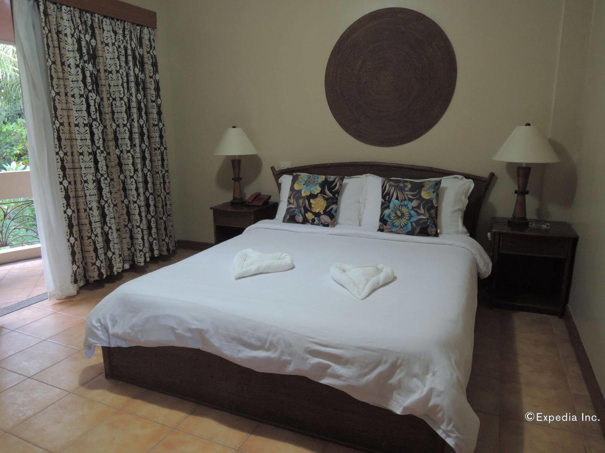 Elsalvador Beach Resort Maslog  Екстериор снимка