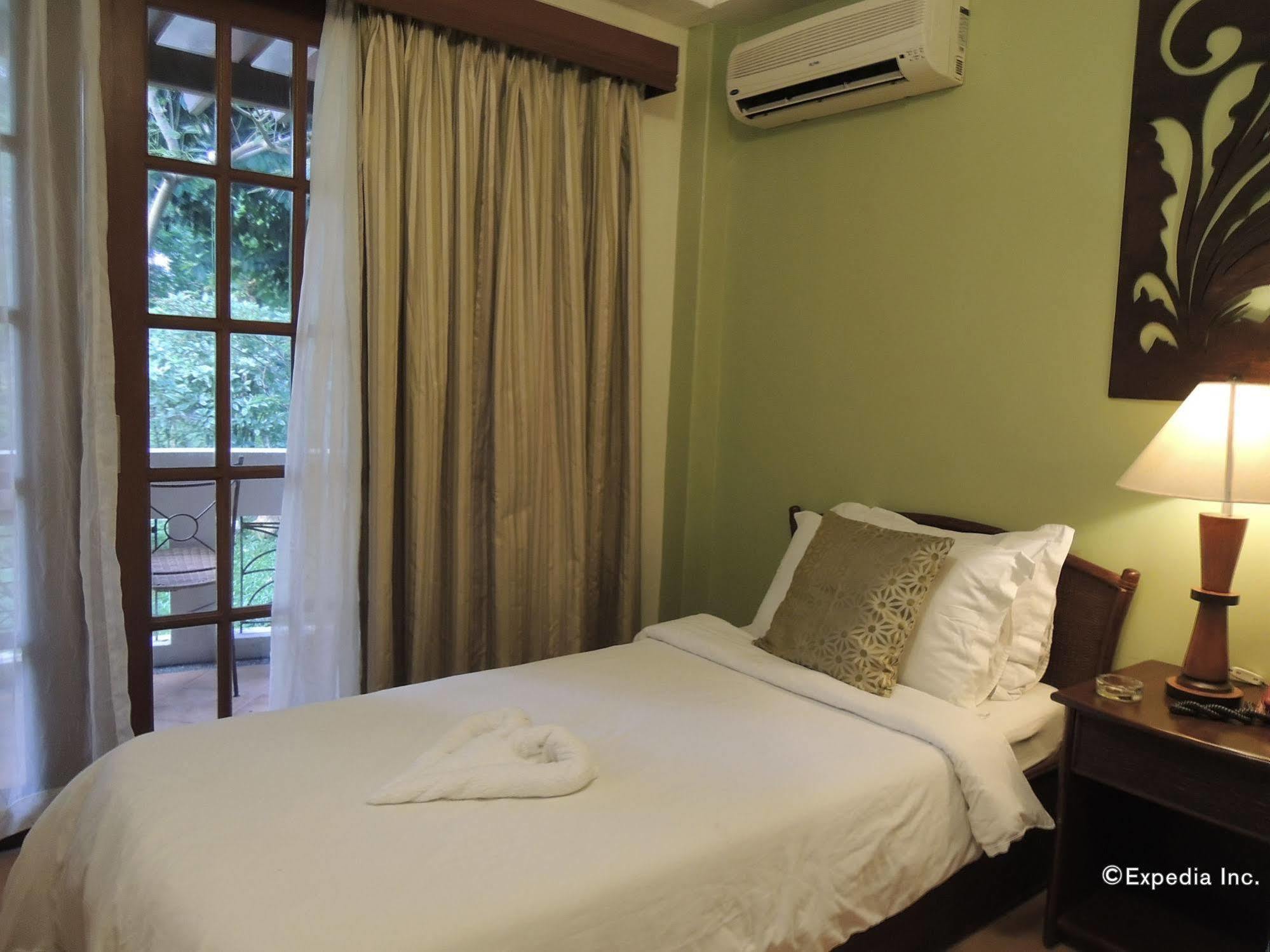 Elsalvador Beach Resort Maslog  Екстериор снимка
